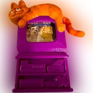 Vintage Garfield Burger King Toy TV with Dog Kids Meal Happy Meal Cat hamburger
